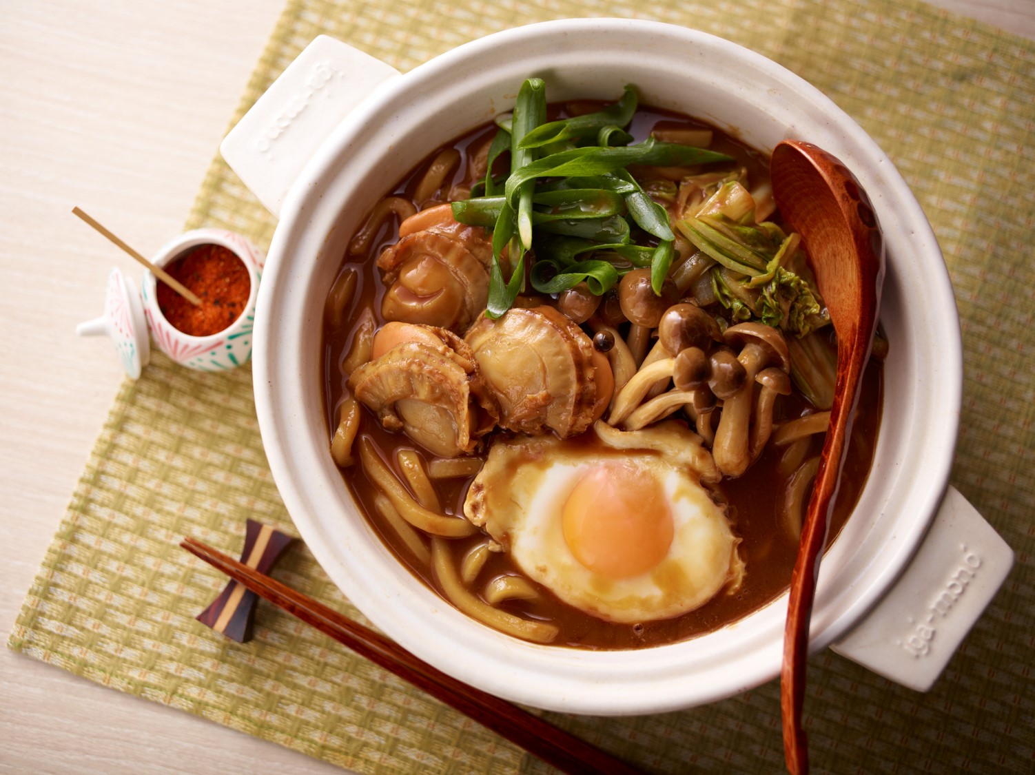 ホタテの土手風煮込みうどん