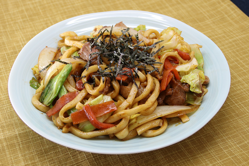 蒲焼のたれが隠し味　コク旨焼きうどん