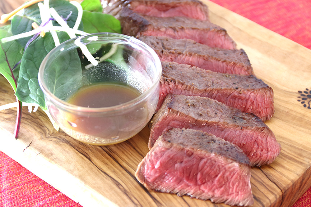 わさび醤油で食べる　牛肉のタリアータ