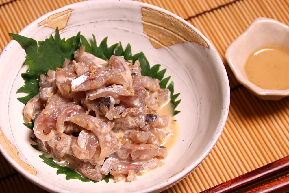 アジのなめろう　わさび胡麻風味