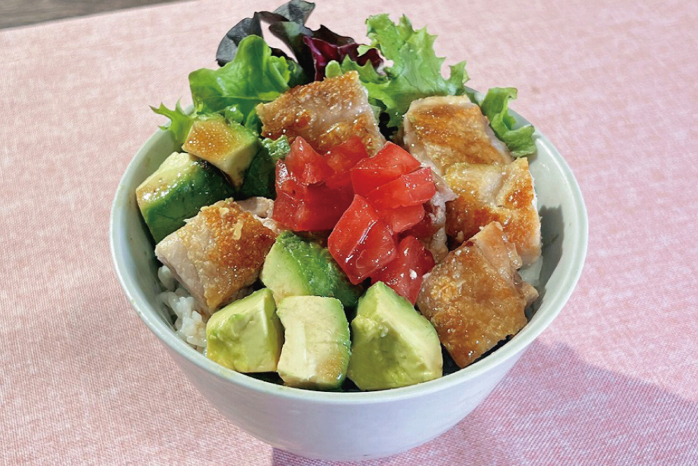 アボチキ丼